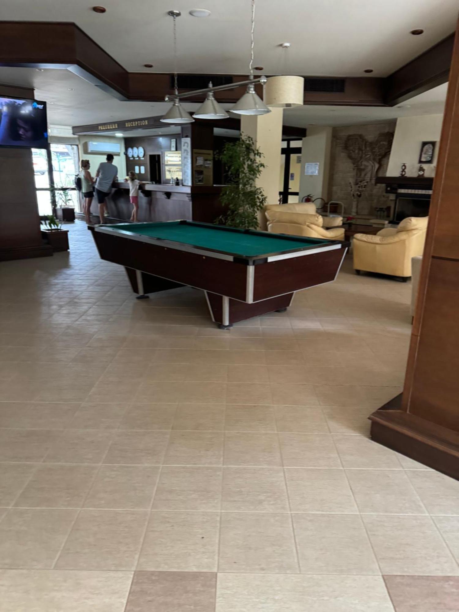 2-Bedroom, 2-Bathroom With Fireplace And Garden At Winslow Infinity Bansko Eksteriør bilde