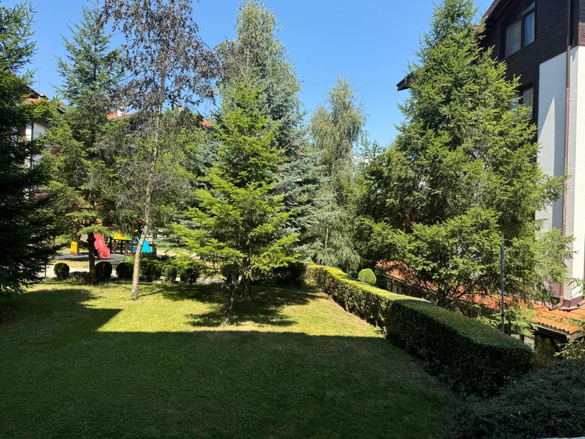 2-Bedroom, 2-Bathroom With Fireplace And Garden At Winslow Infinity Bansko Eksteriør bilde