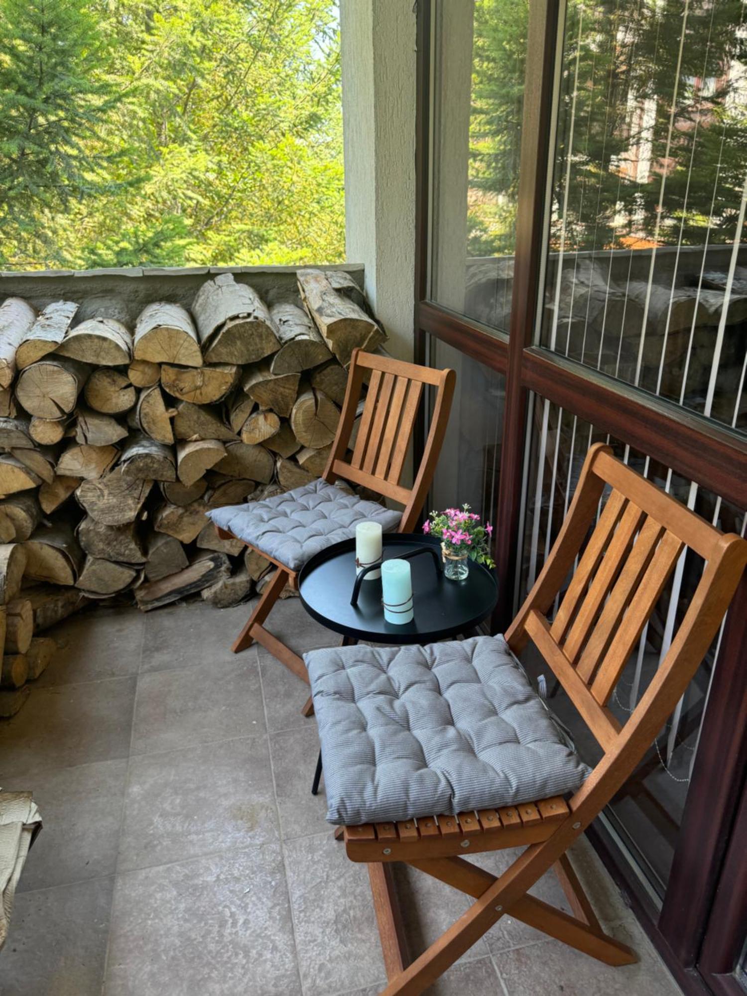 2-Bedroom, 2-Bathroom With Fireplace And Garden At Winslow Infinity Bansko Eksteriør bilde
