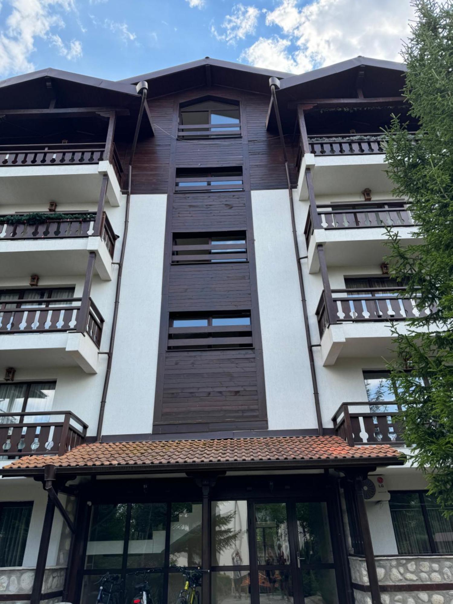 2-Bedroom, 2-Bathroom With Fireplace And Garden At Winslow Infinity Bansko Eksteriør bilde