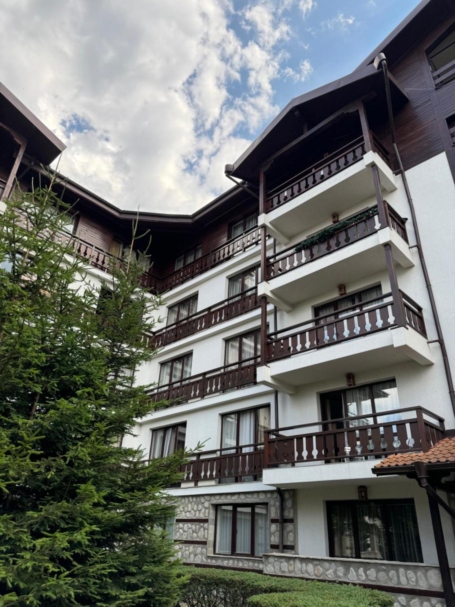 2-Bedroom, 2-Bathroom With Fireplace And Garden At Winslow Infinity Bansko Eksteriør bilde