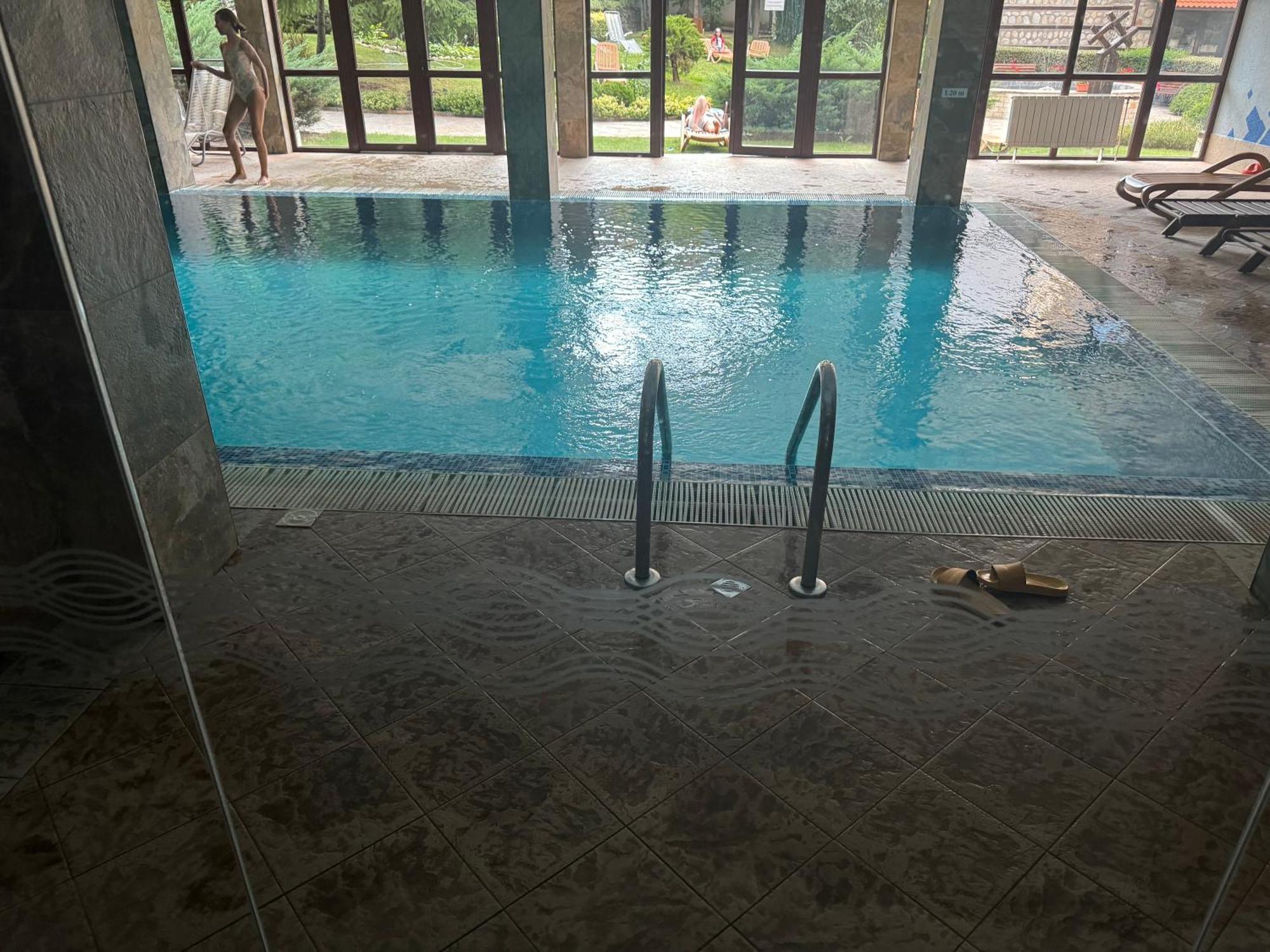 2-Bedroom, 2-Bathroom With Fireplace And Garden At Winslow Infinity Bansko Eksteriør bilde