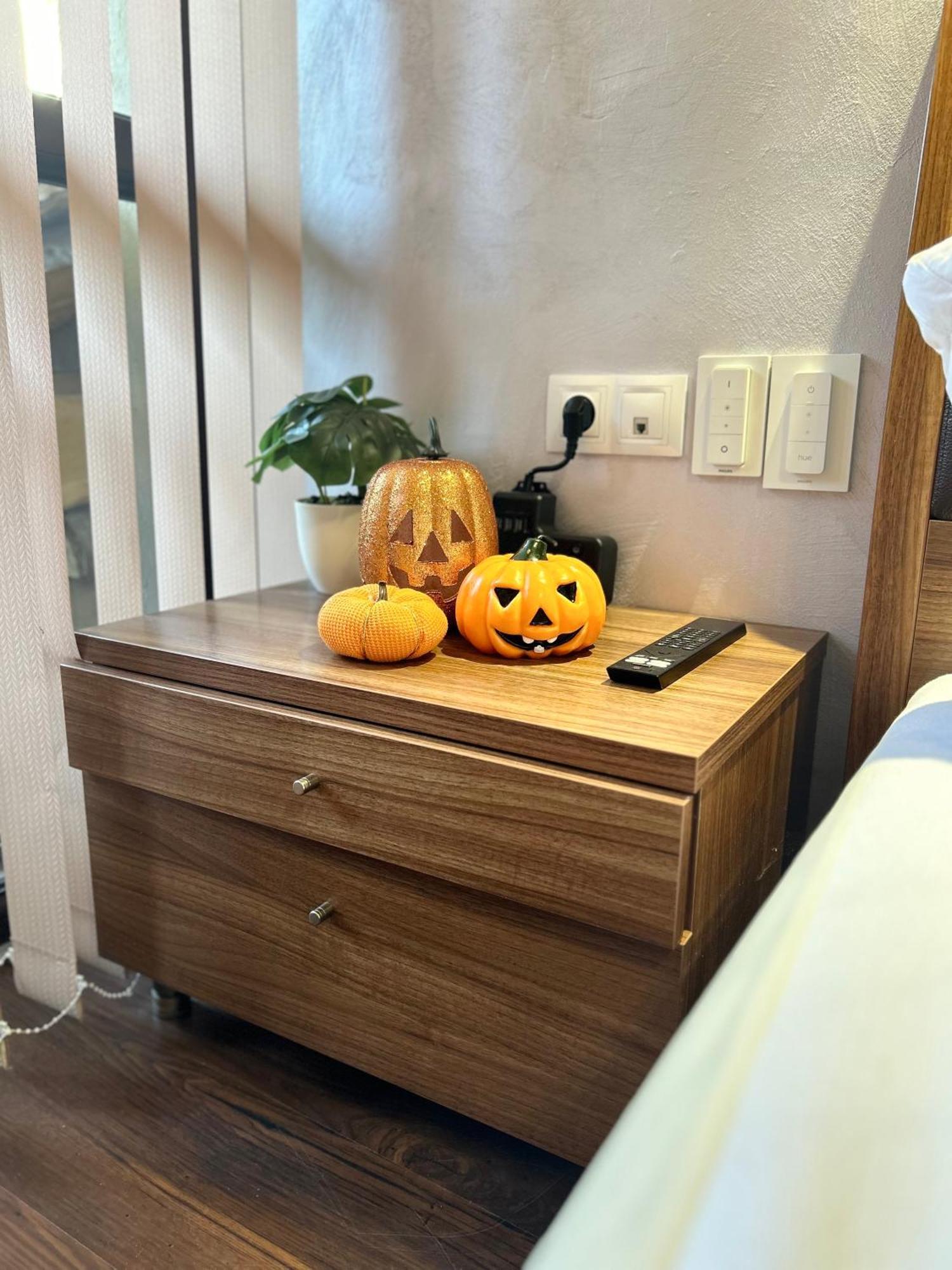 2-Bedroom, 2-Bathroom With Fireplace And Garden At Winslow Infinity Bansko Eksteriør bilde